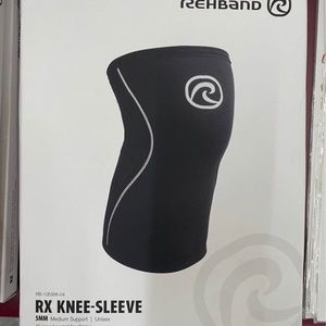 5mm XS Rehand knee sleeve pair.